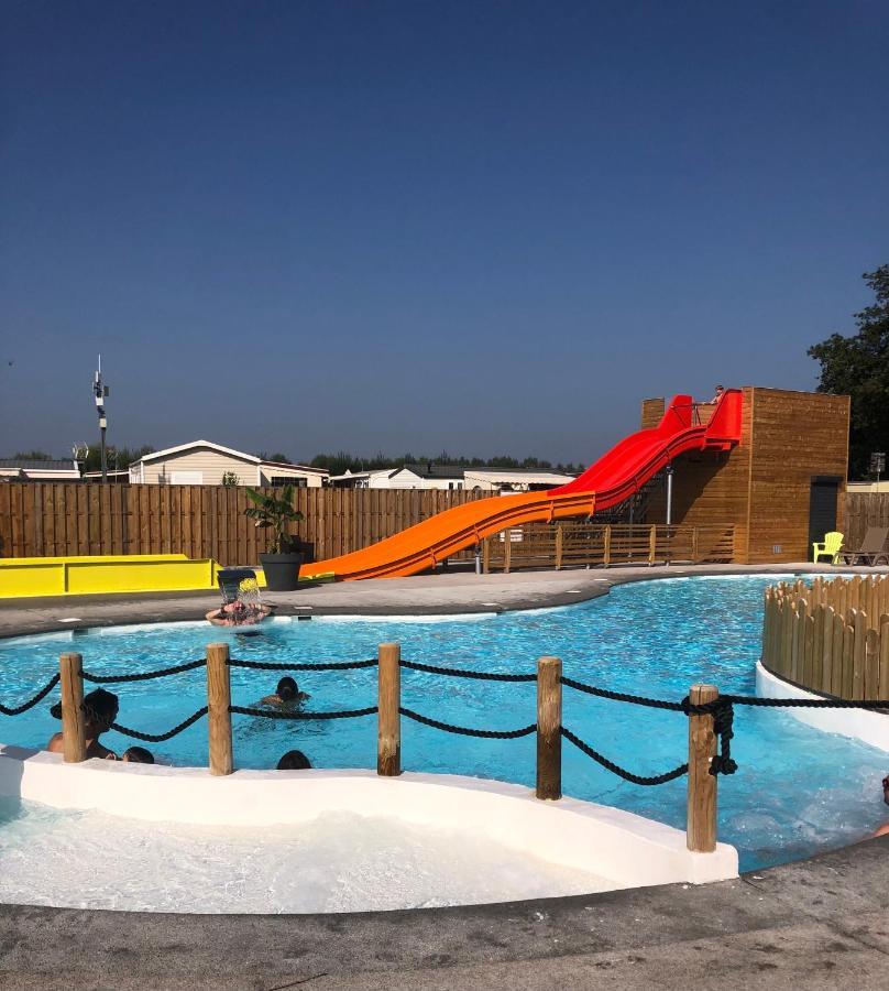 רו Camping La Garenne De Moncourt מראה חיצוני תמונה