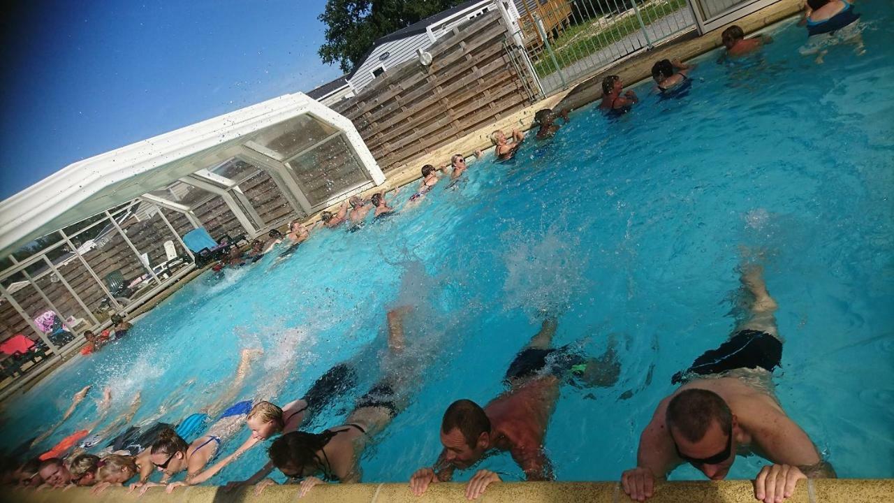 רו Camping La Garenne De Moncourt מראה חיצוני תמונה